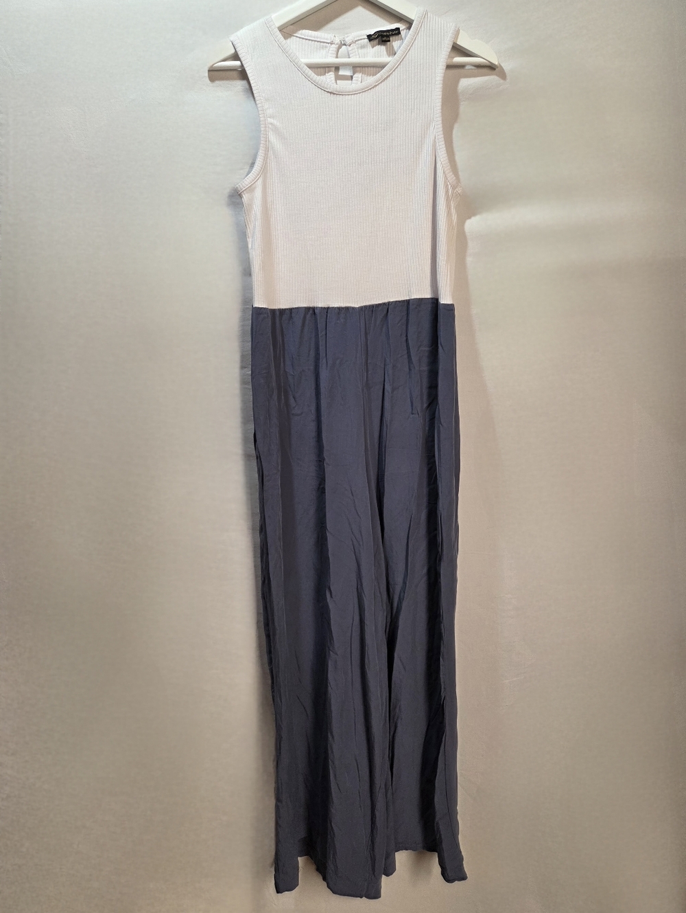 Wide Legged Tank Jumpsuit Sz Lg Fitted Ribbed Top Keyhole Button Loose Rayon Leg